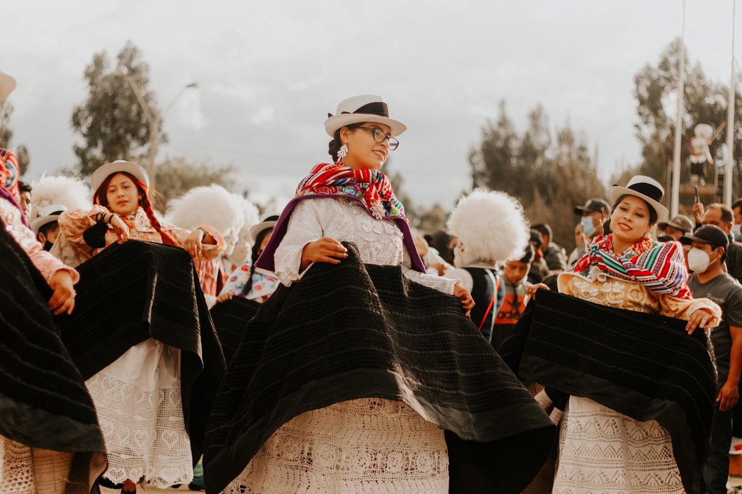 Wprowadzenie do folkloru i znaczenie tradycyjnych tańców w kulturze narodowej